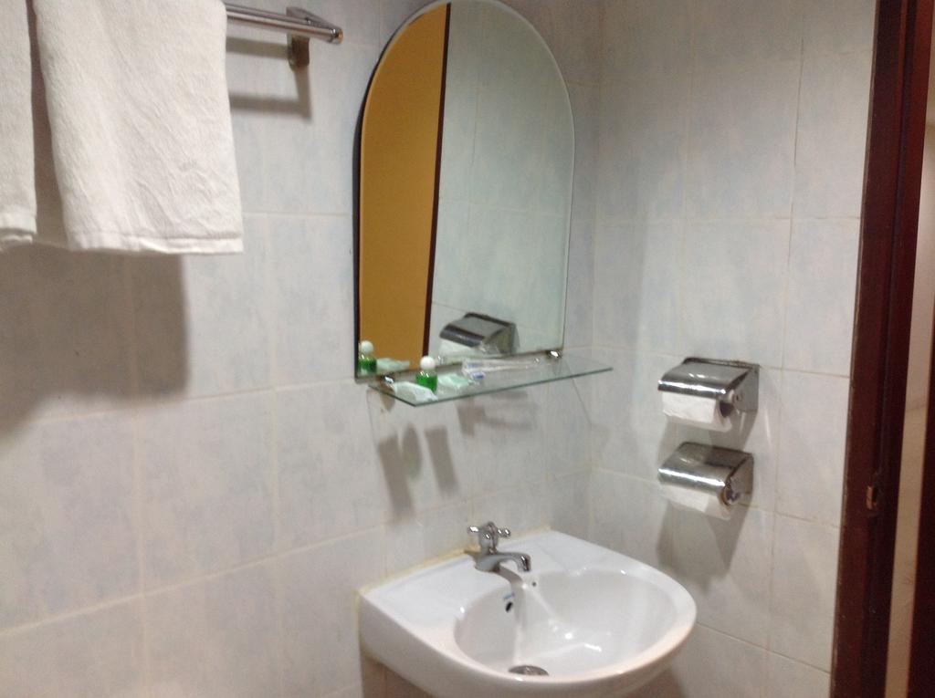 Lai Lai Mutiara Hotel Batam Eksteriør bilde